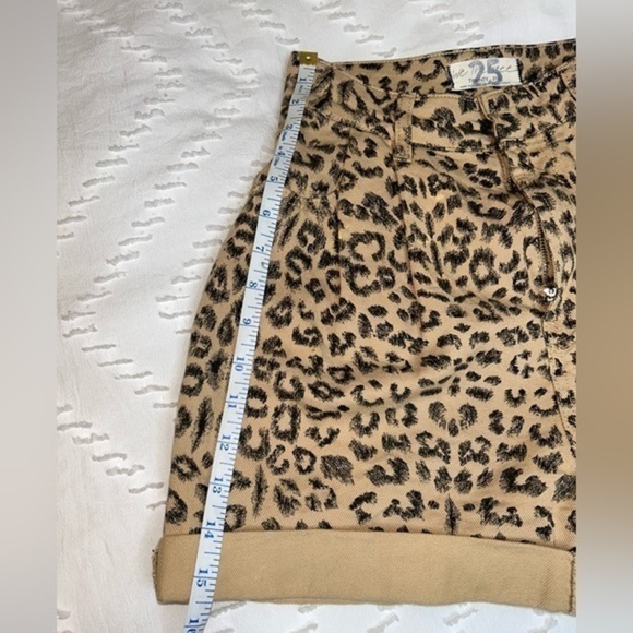 We the Free cheetah shorts - high waist sz 25‎ - Picture 7 of 9